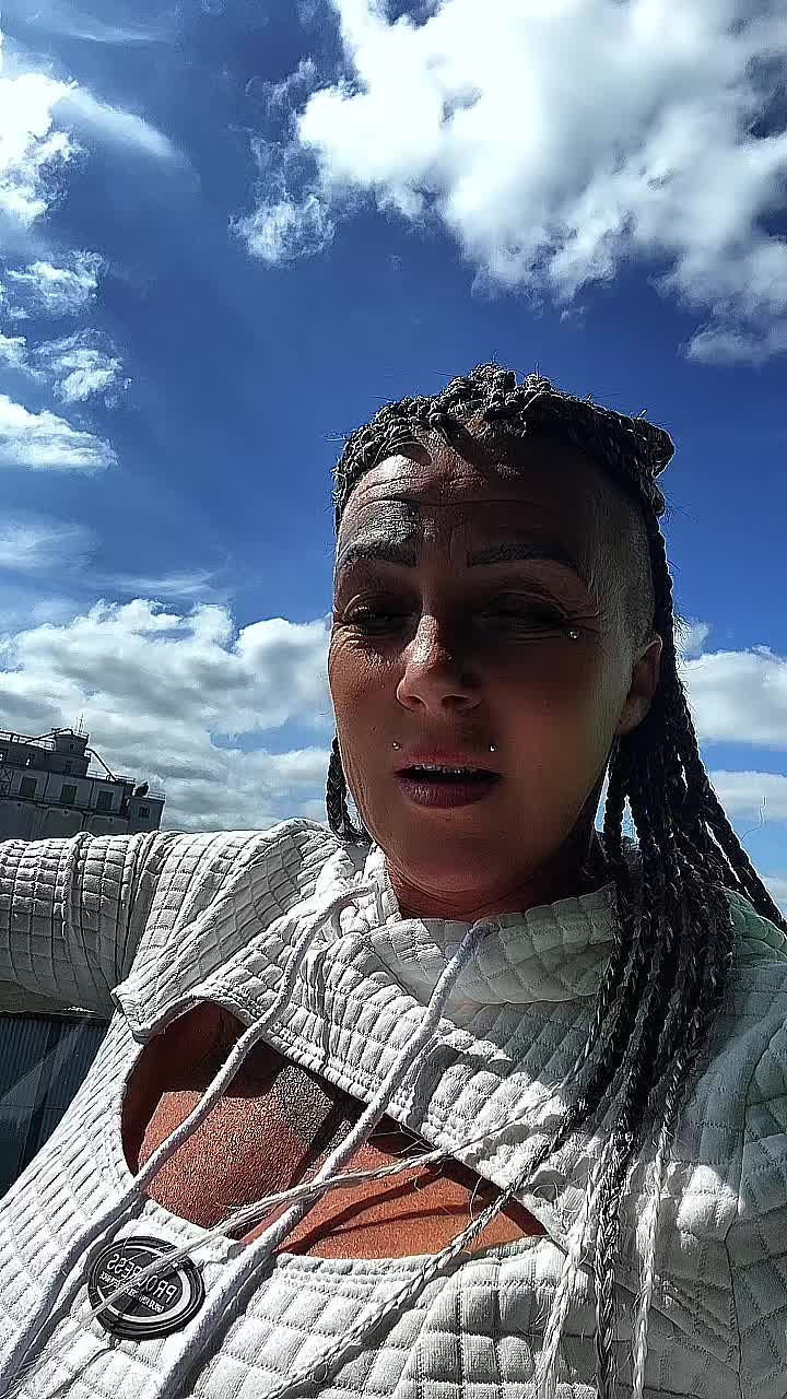 @ScarletCandy