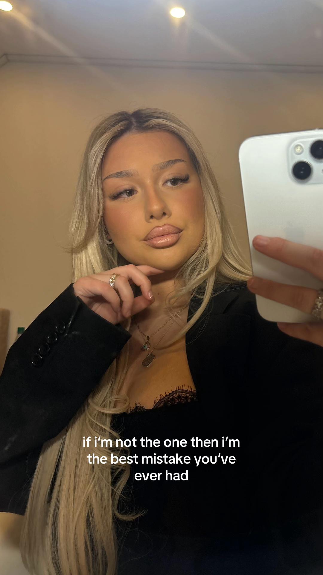 @🧿
