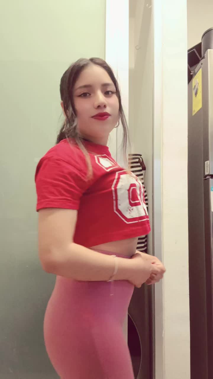 @ojos bonitos 🥰👨&zwj;❤️&zwj;👨
