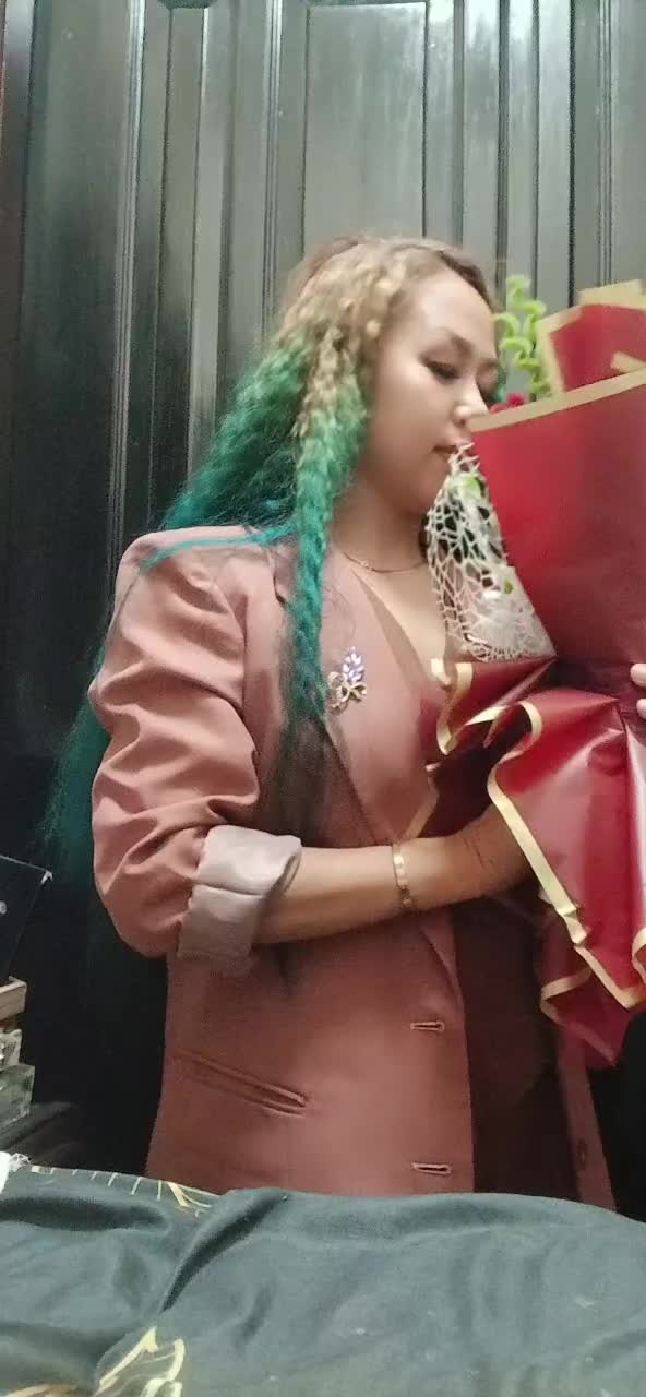 @WitchyQueen