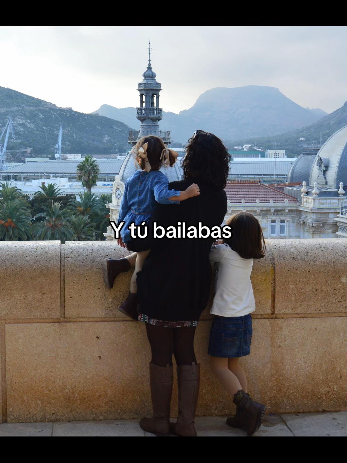@𝕸