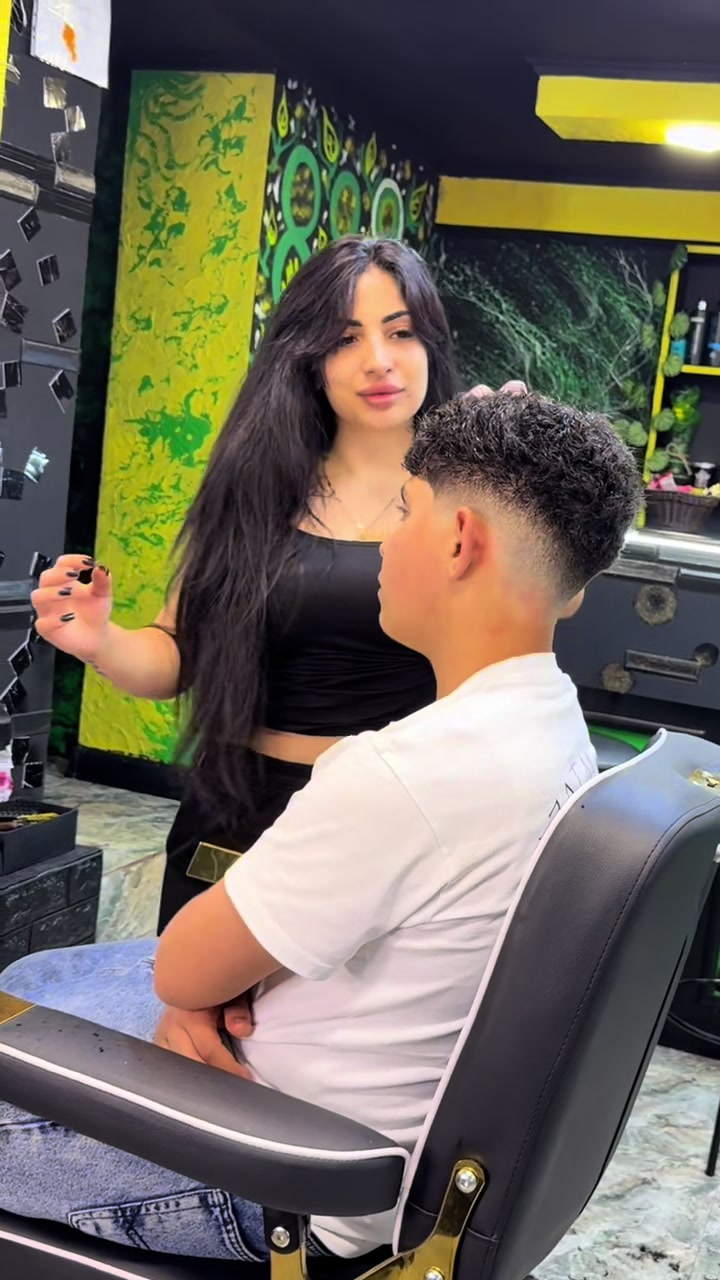 @Barber_Lili888