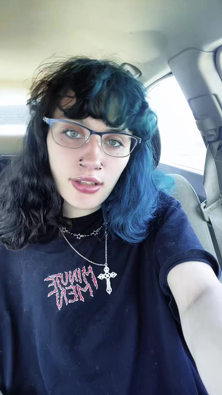 @lil.ghost.girl.bk