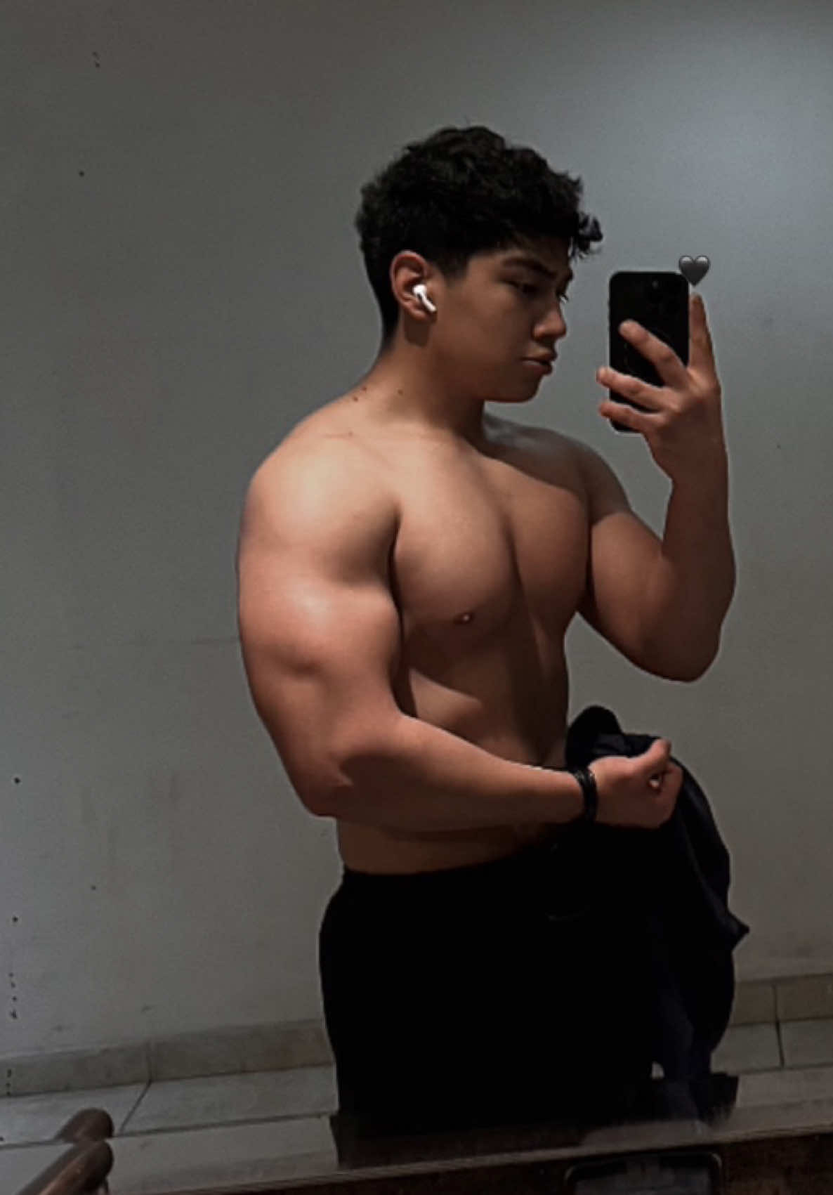 @.crysnx