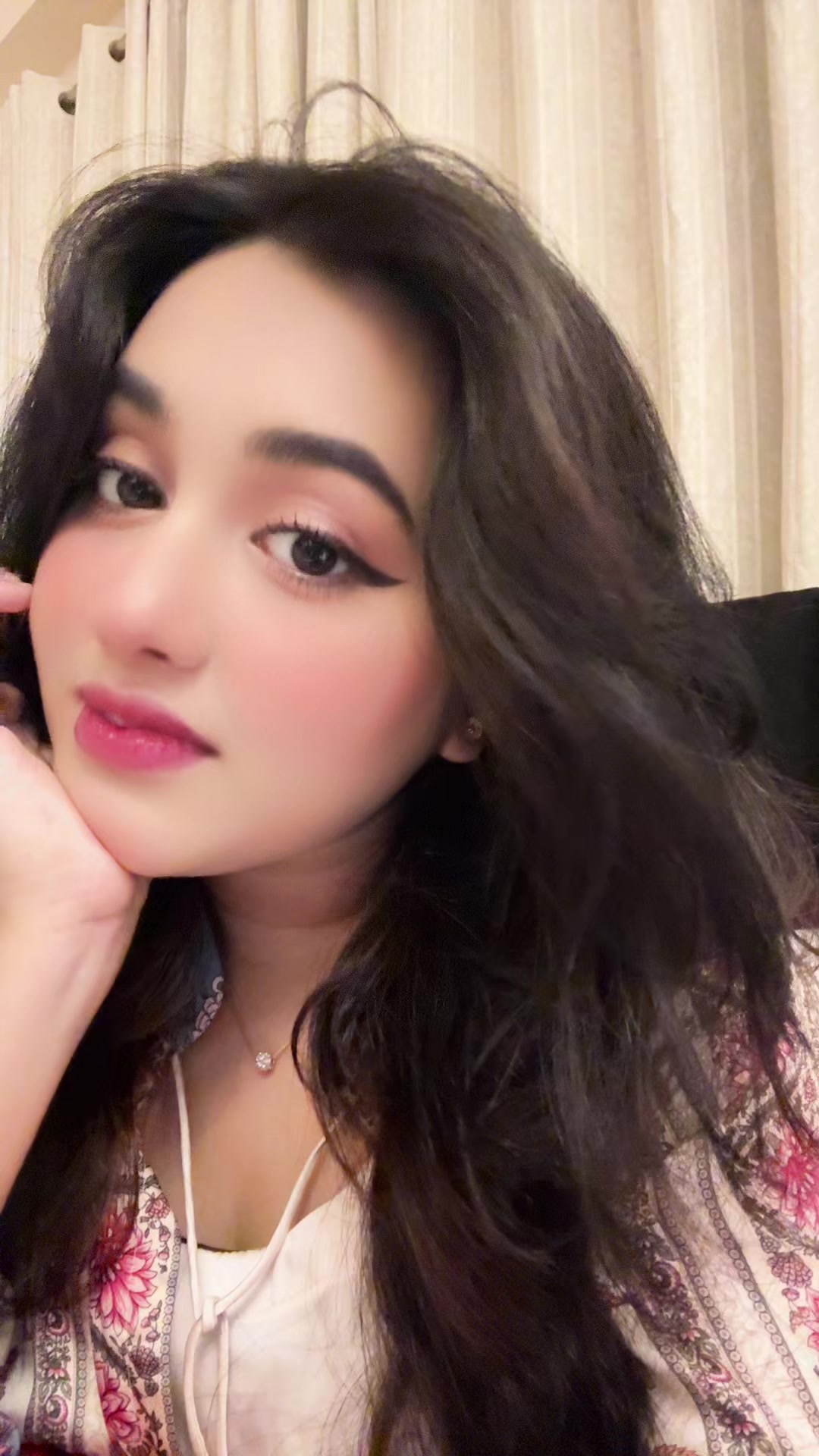 @Labiba Khandokar 💕🦢