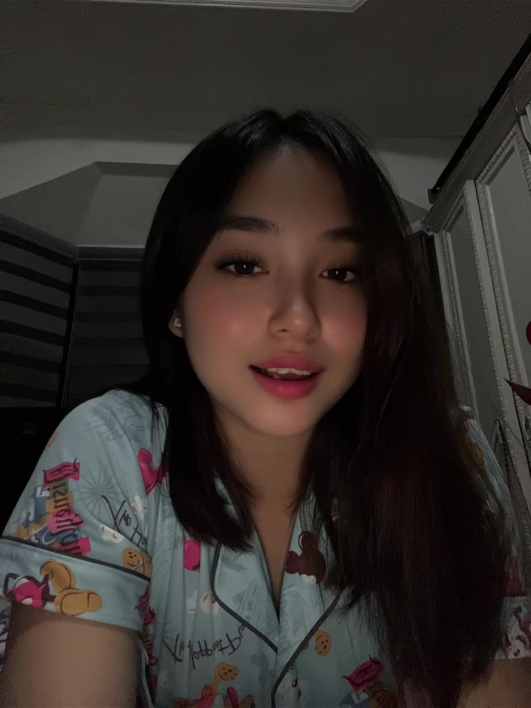 @charmanevll on ig
