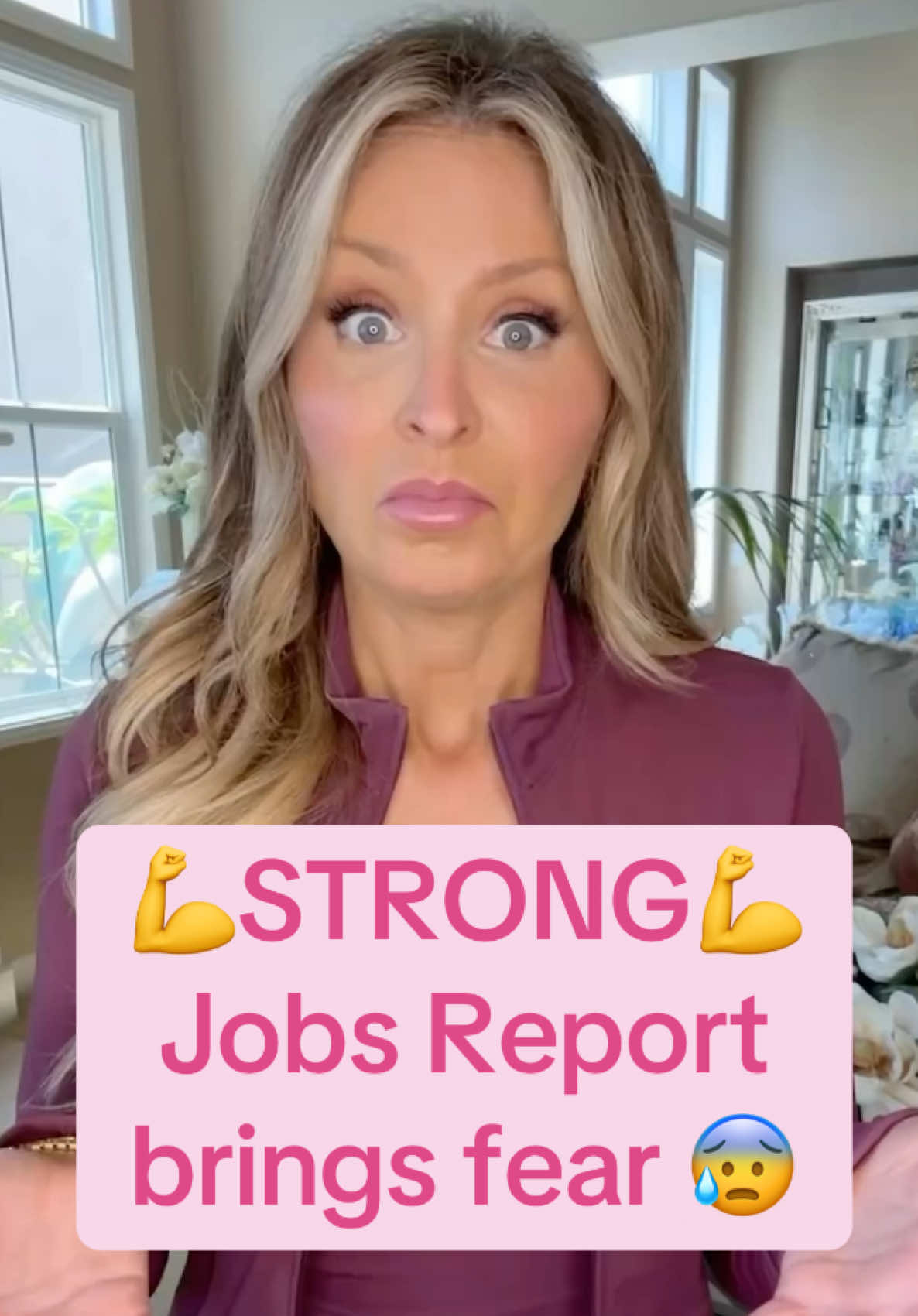 @📺The News Girl 📰