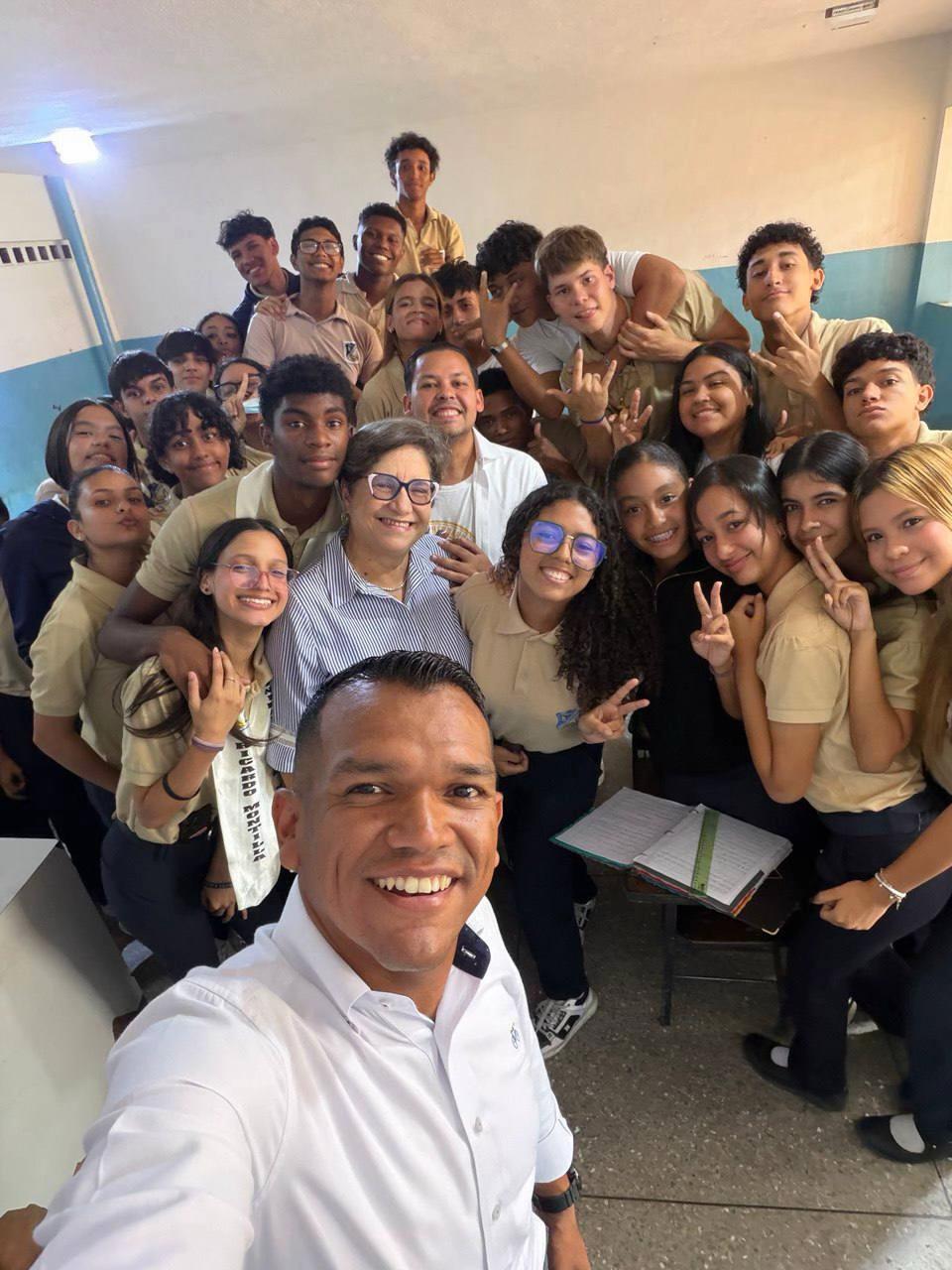 @Antonio Galindez