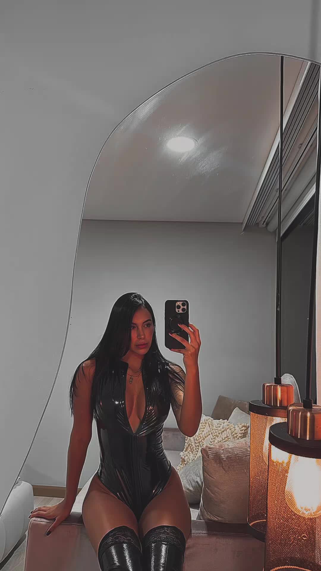 @Bad girl
