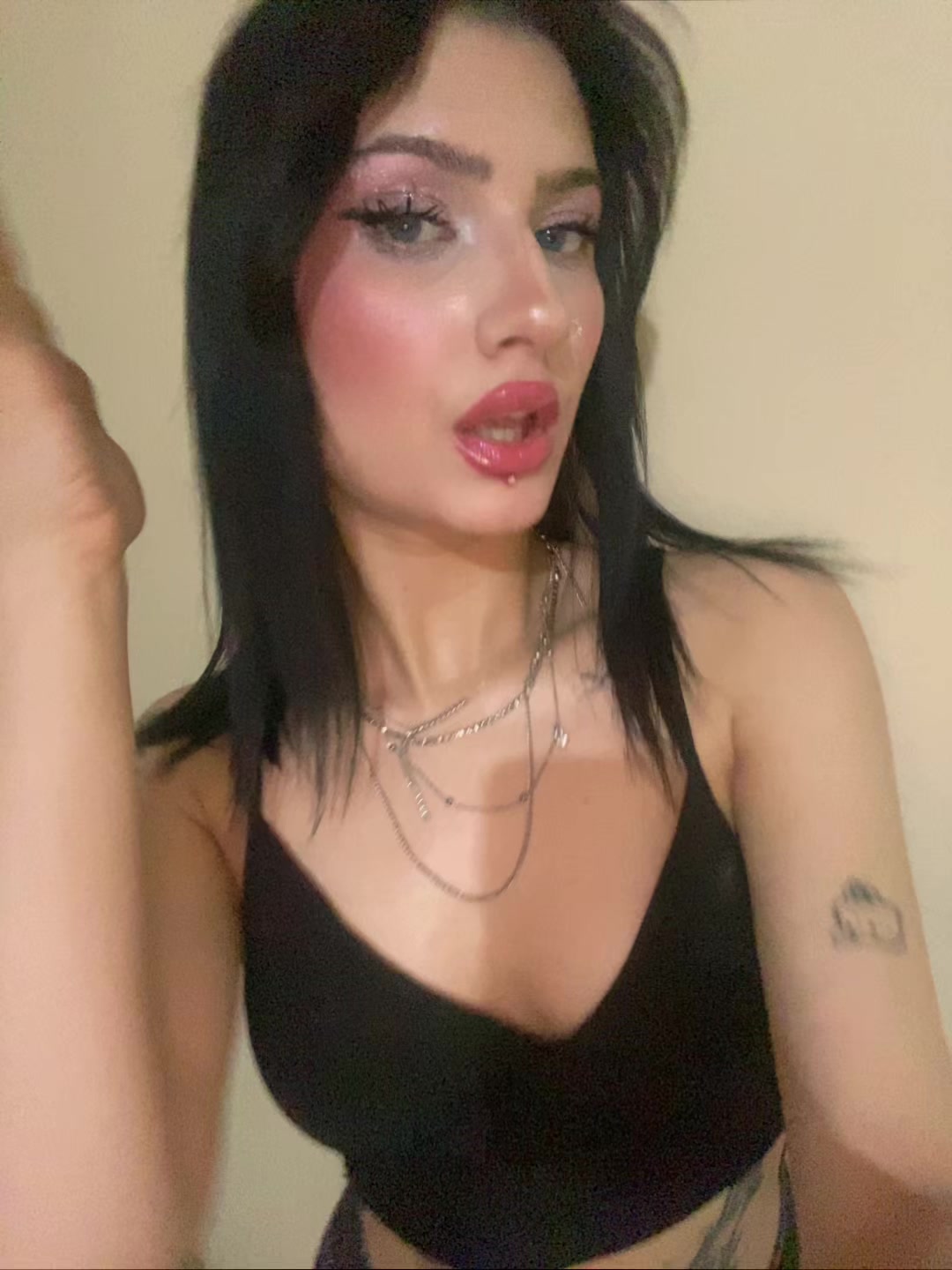 @🎀𝑀𝐸𝑅𝒱𝐸𝐿𝐸𝑅𝒟𝐸𝒴𝒵 🎀