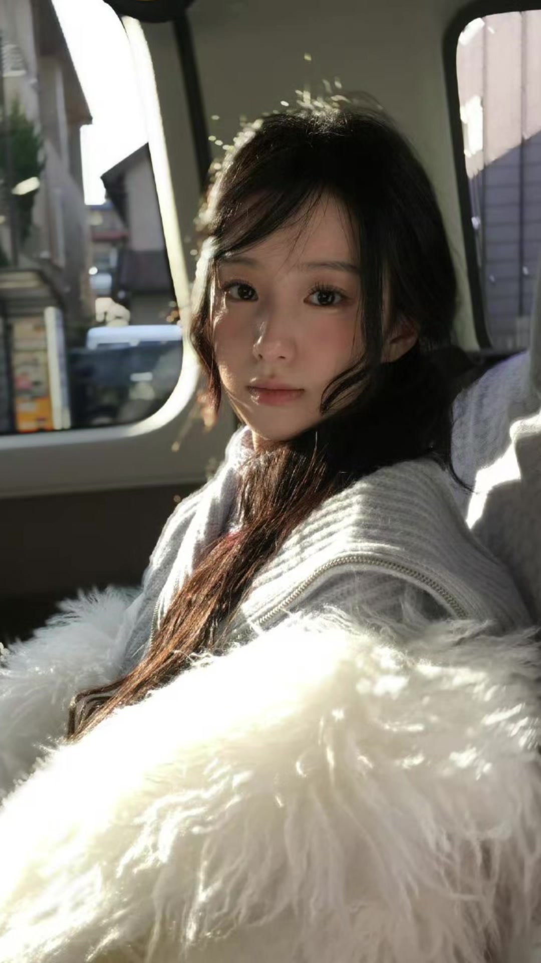 @露