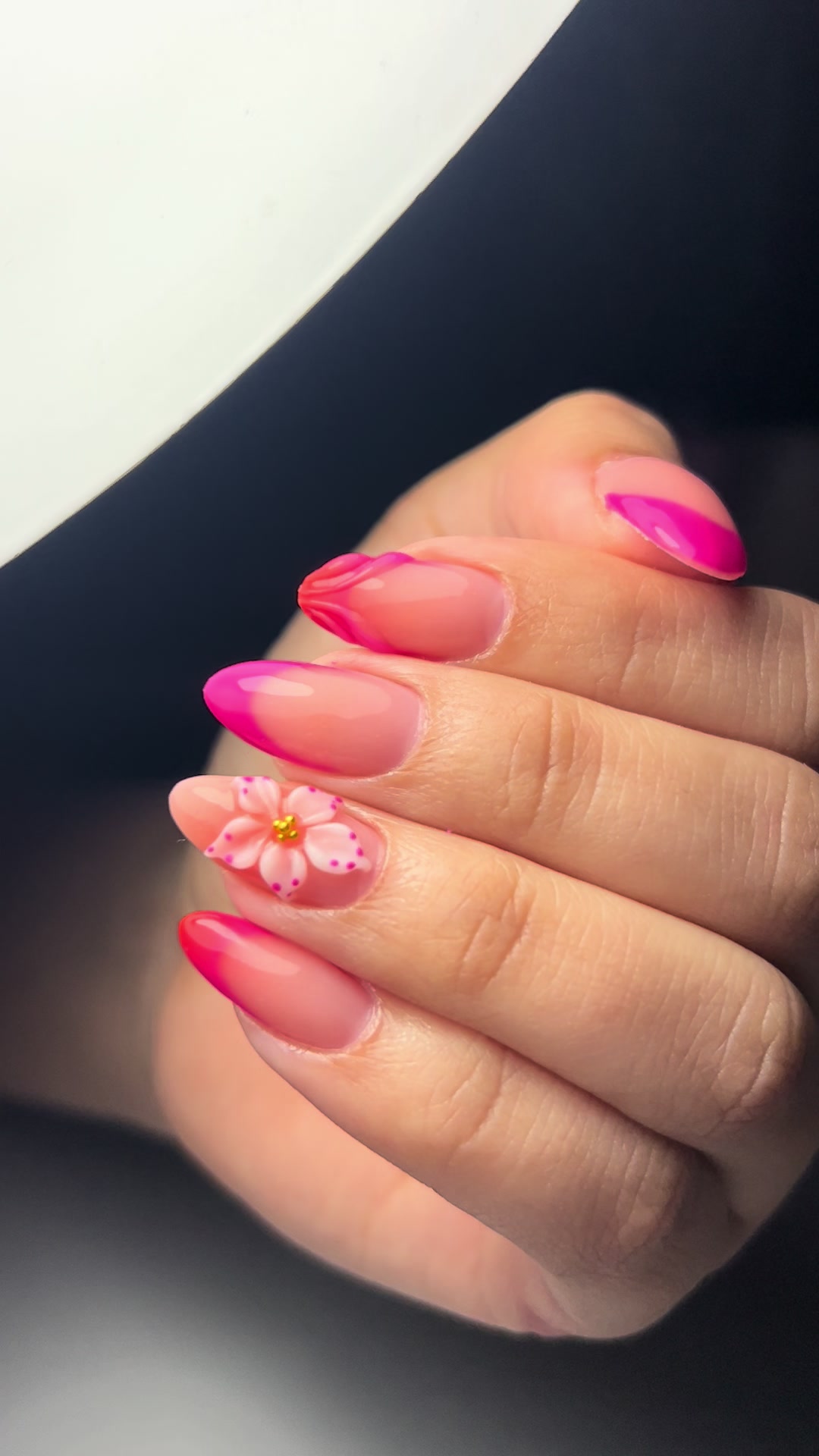 @Nails_Nicolesv