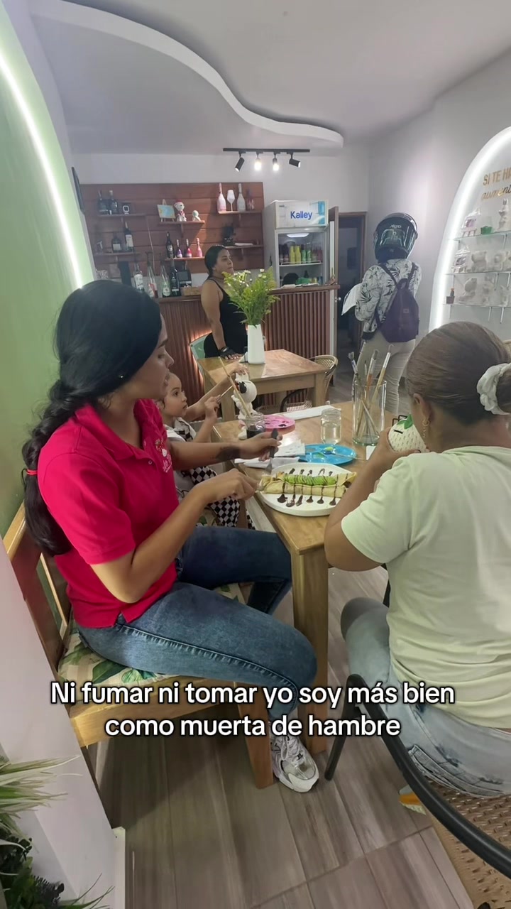 @LAS FRESITAS HECHAS CON AMOR🍓