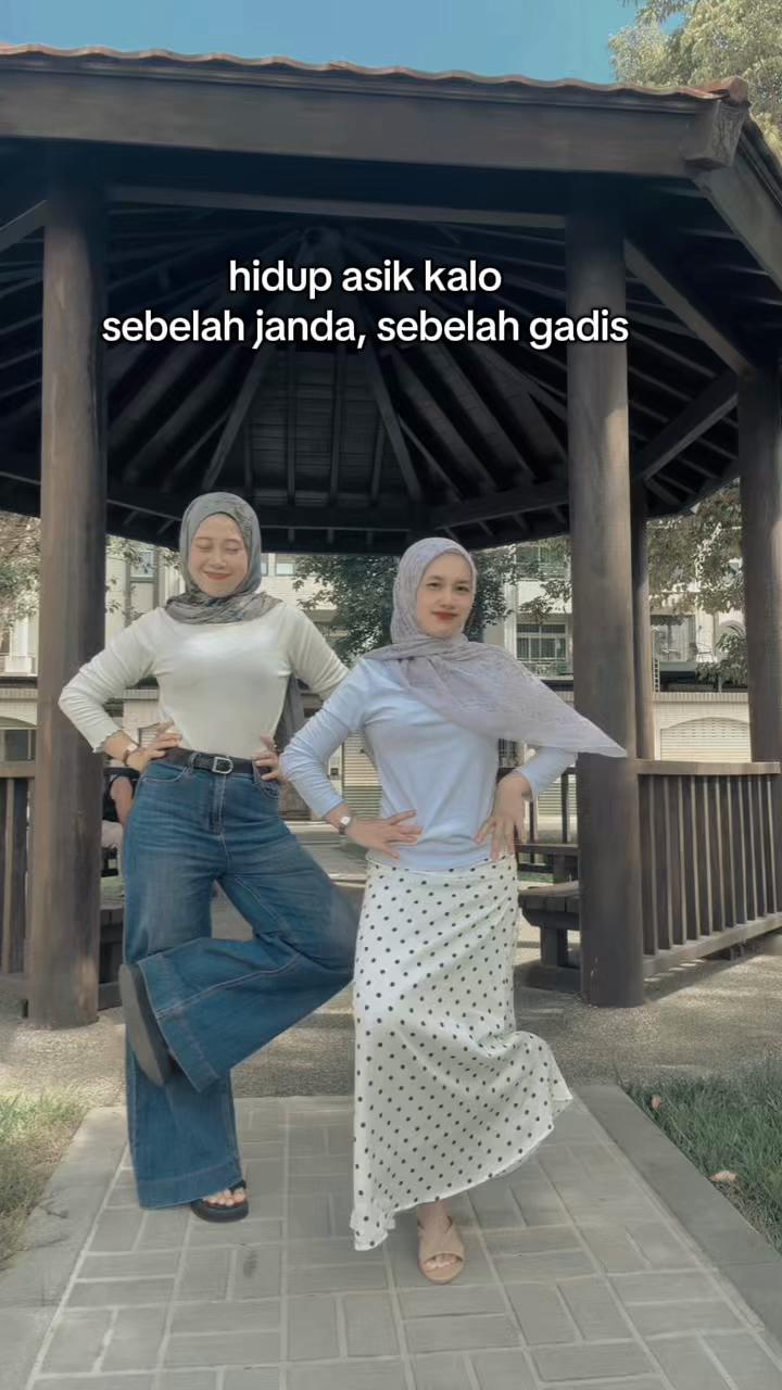 @🐣