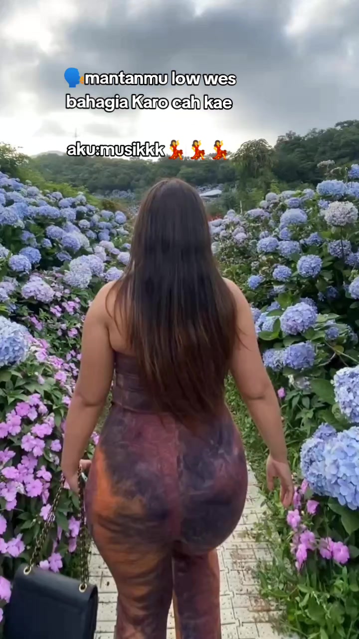 @AniBohay4