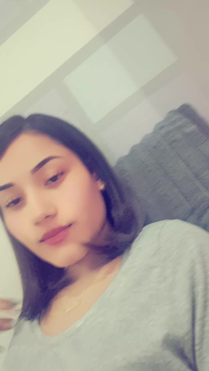 @𝐾𝑒𝑙𝑙𝑦𝐶ℎ𝑎𝑛𝑡𝑒𝑁𝑎𝑖𝑟♡