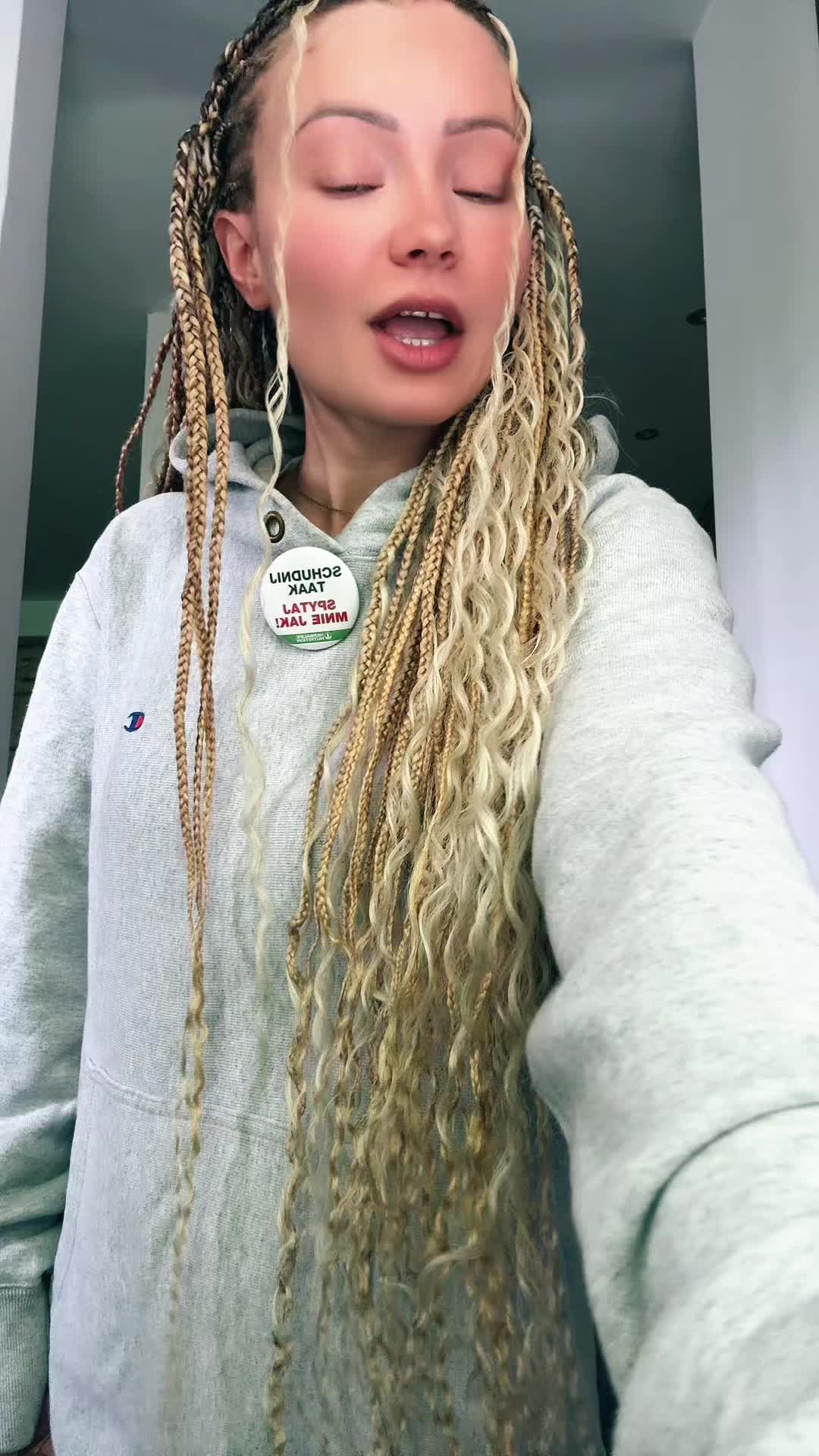 @IG: klaudiome