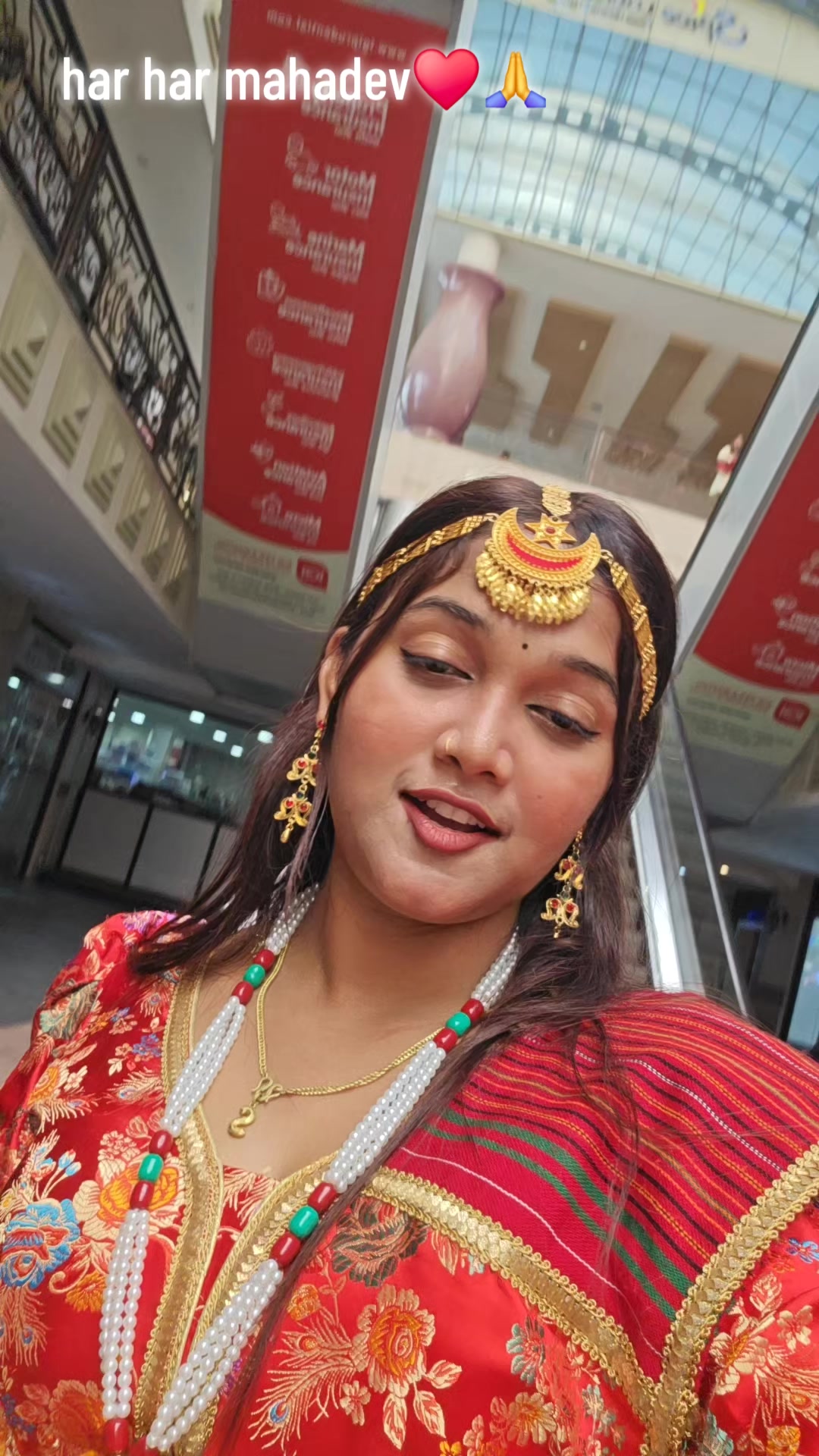 @👑kashish bhagat❣️😍