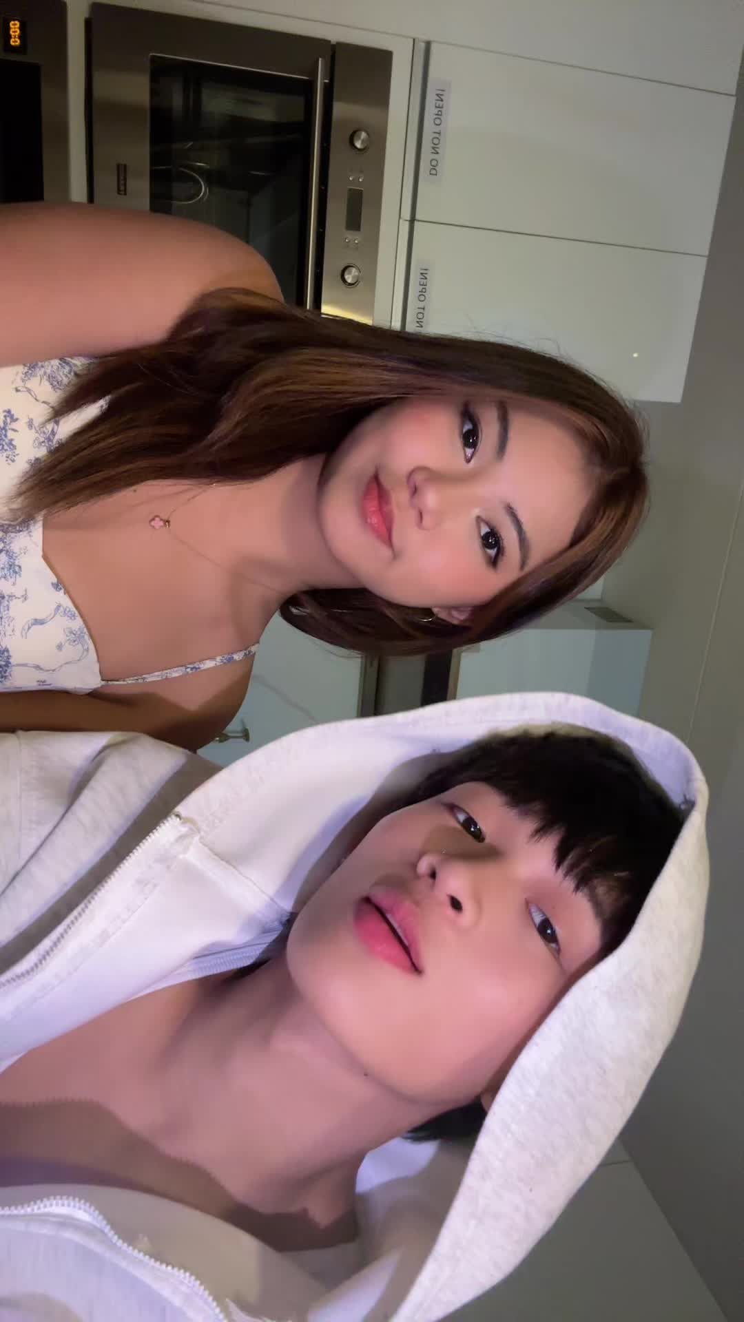 @AKX3.