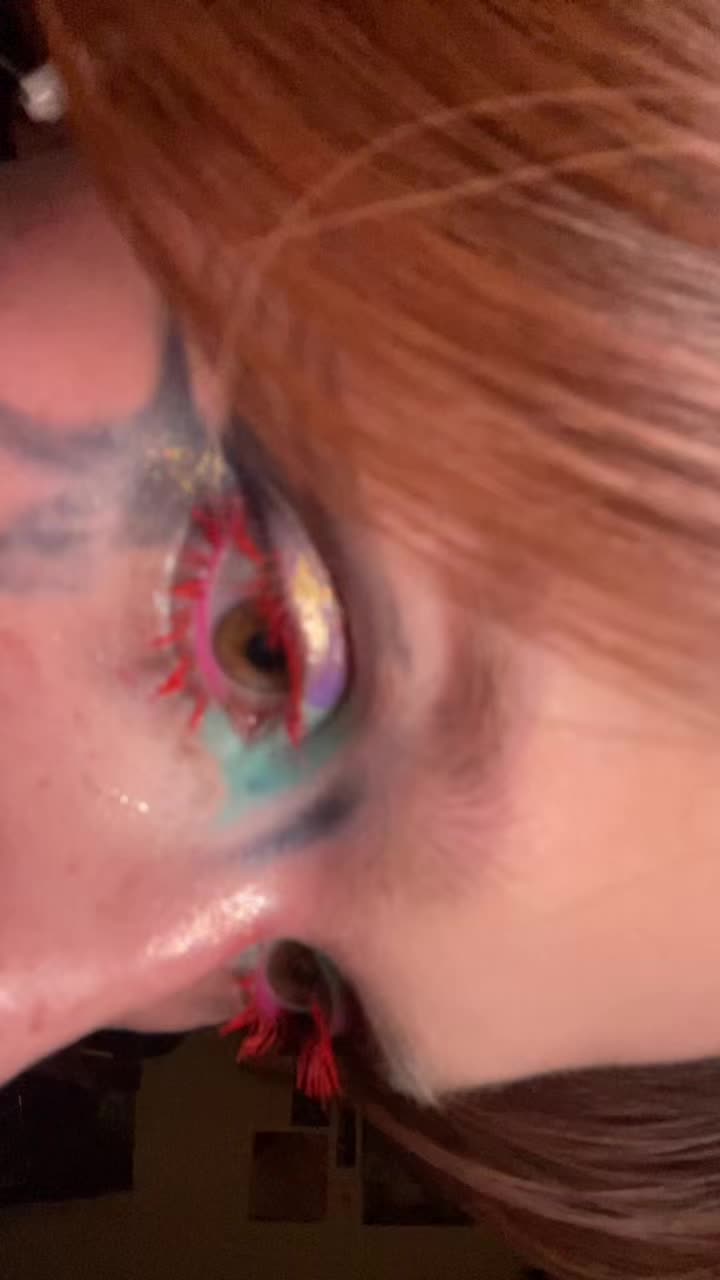 @upwitchestag