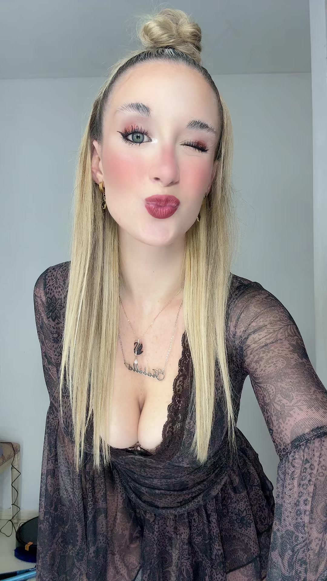 @Isa