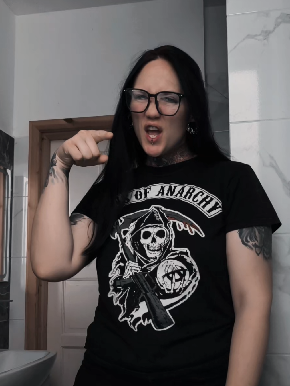 @Ninel_Metalgirl