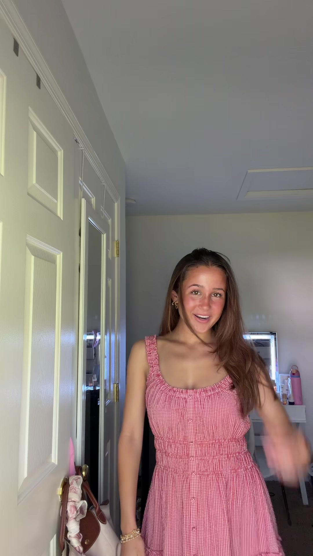 @ava g