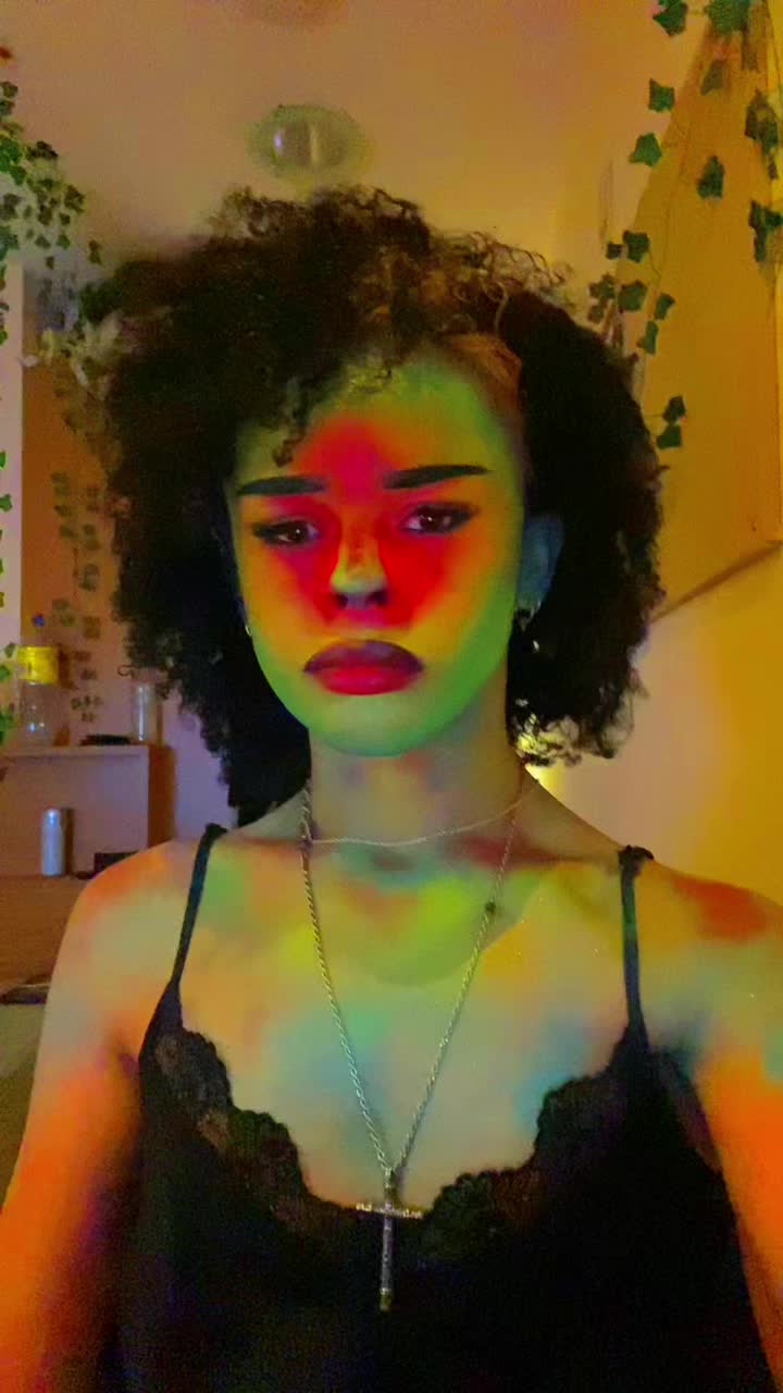 @Bababoowee