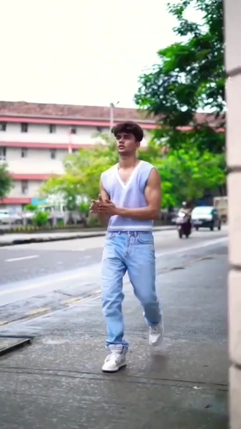 @luckydancer786112