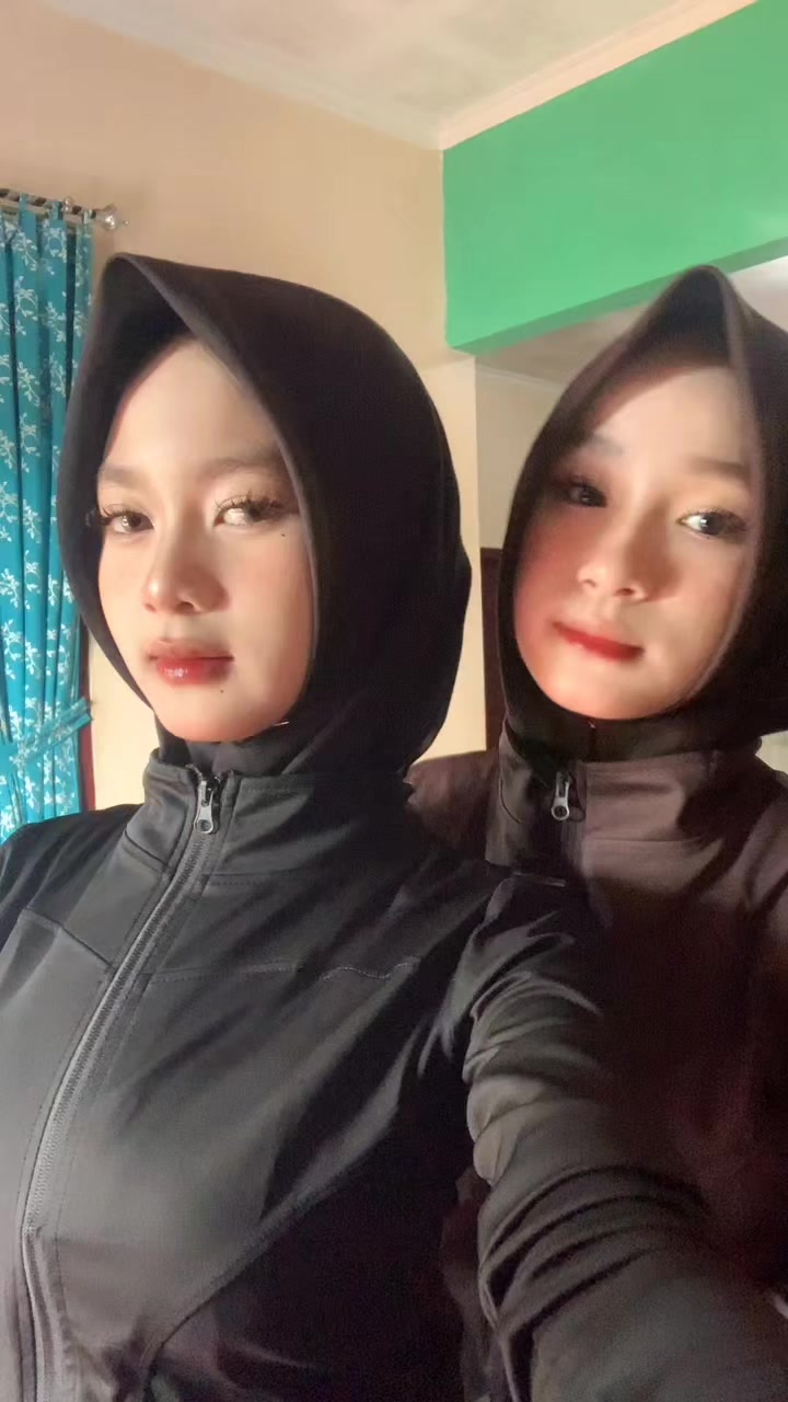 @..