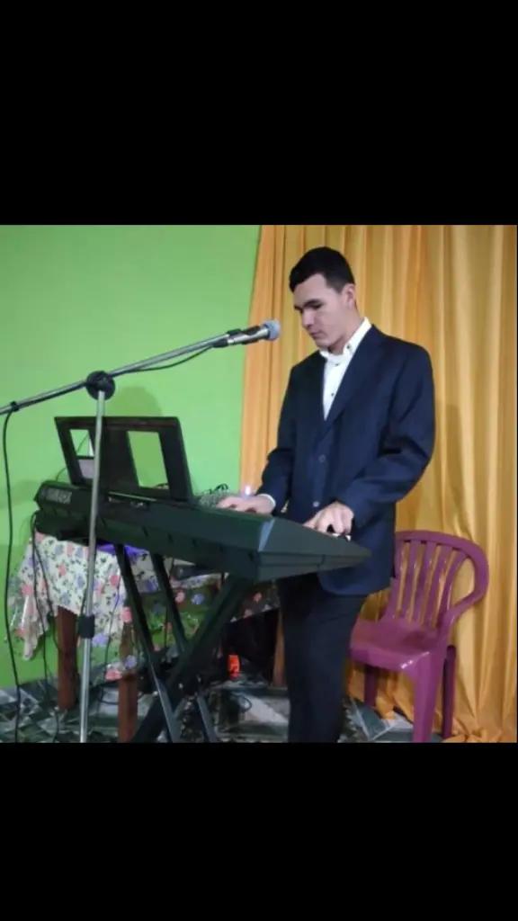 @ঔৣՇʀᎥន৳Ꭵ&alpha;&eta;ᴾʸ🇵🇾💯✅️