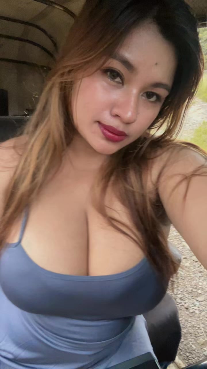 @cleavage mom