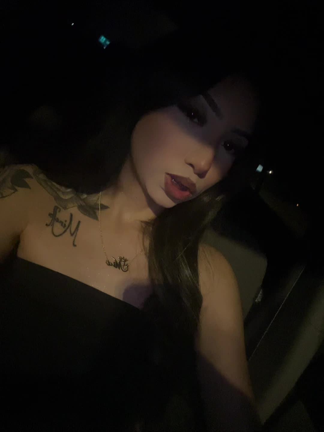 @𝑀𝒾𝒶 𝒷𝑒𝓁𝓁𝒶 𝓇𝑜𝓈𝑒
