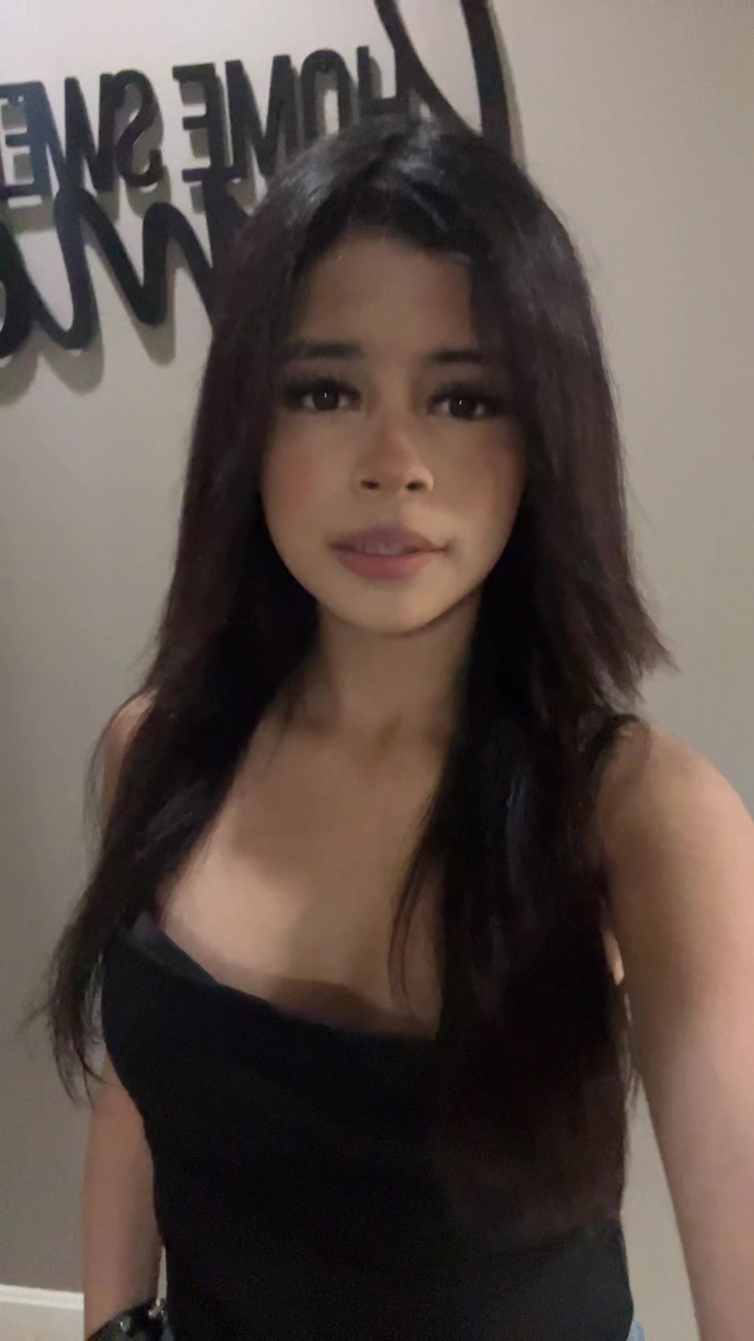 @Krisie🥂🎭🎰