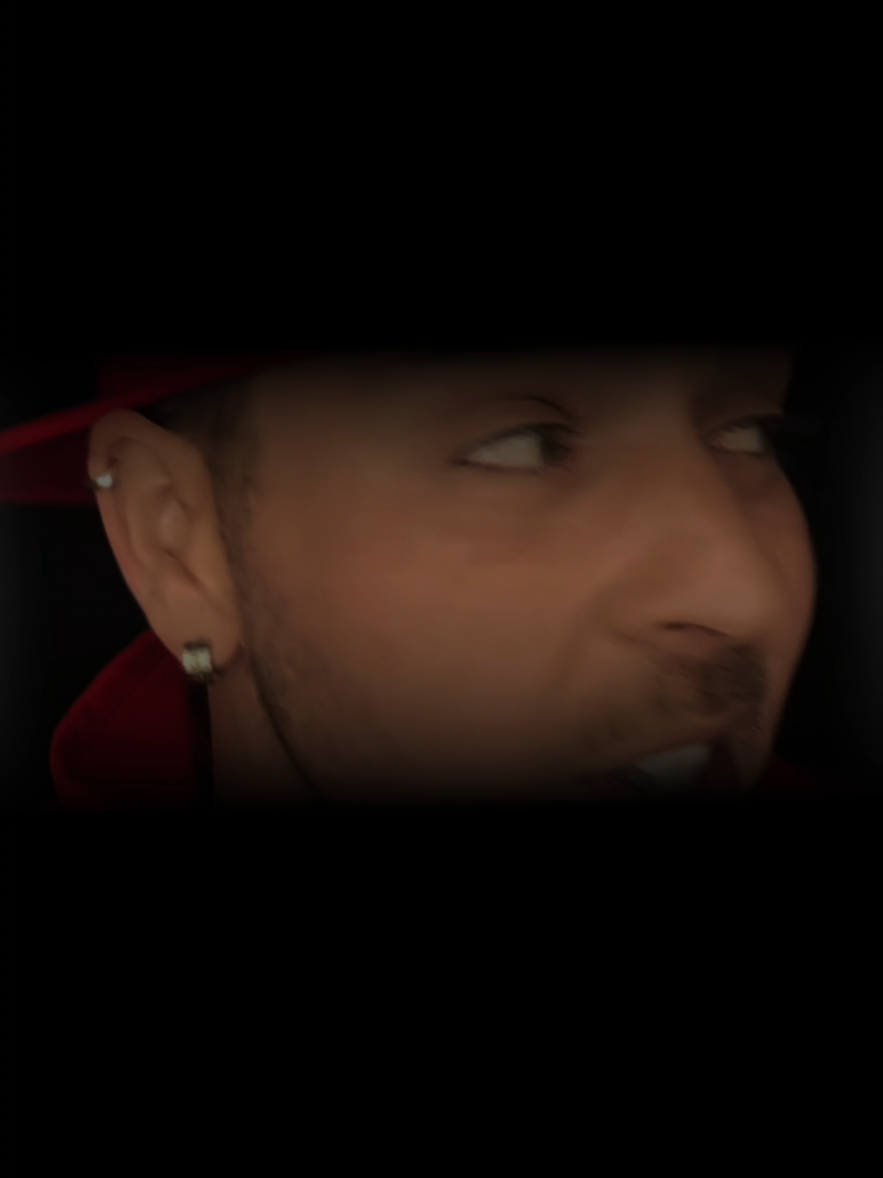 @𝕾𝖎𝖌𝖌𝖎