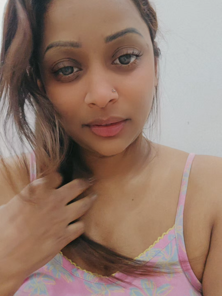 @Dhakshaiini_Official
