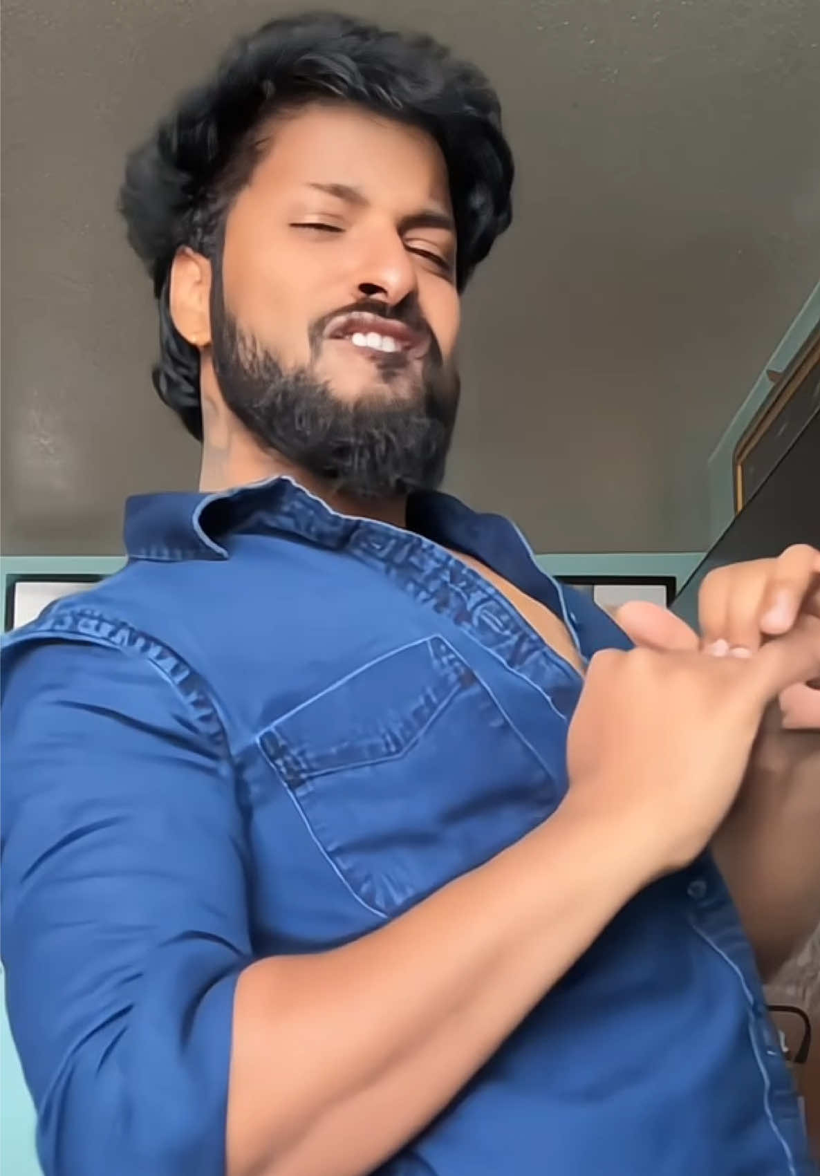 @Dhilak