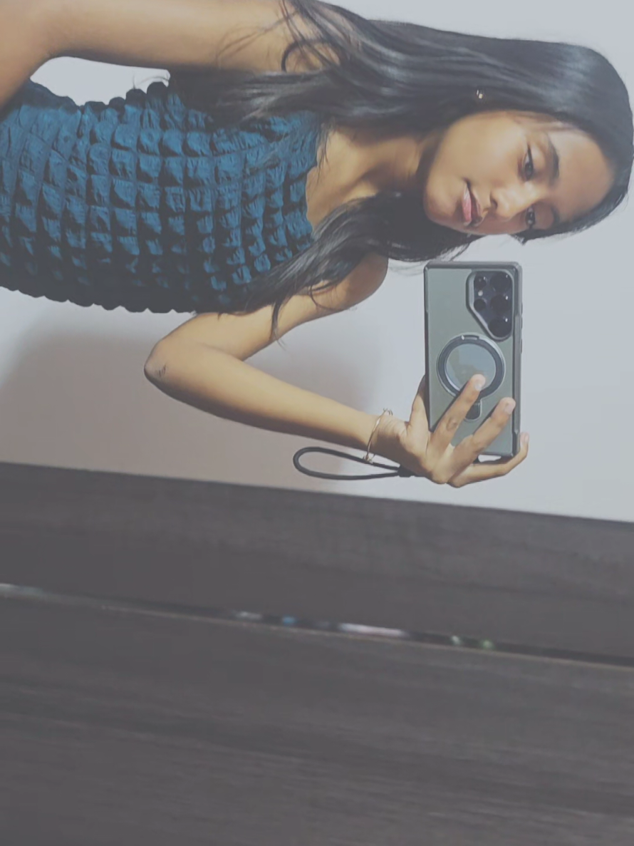 @𝓐𝓷𝓪