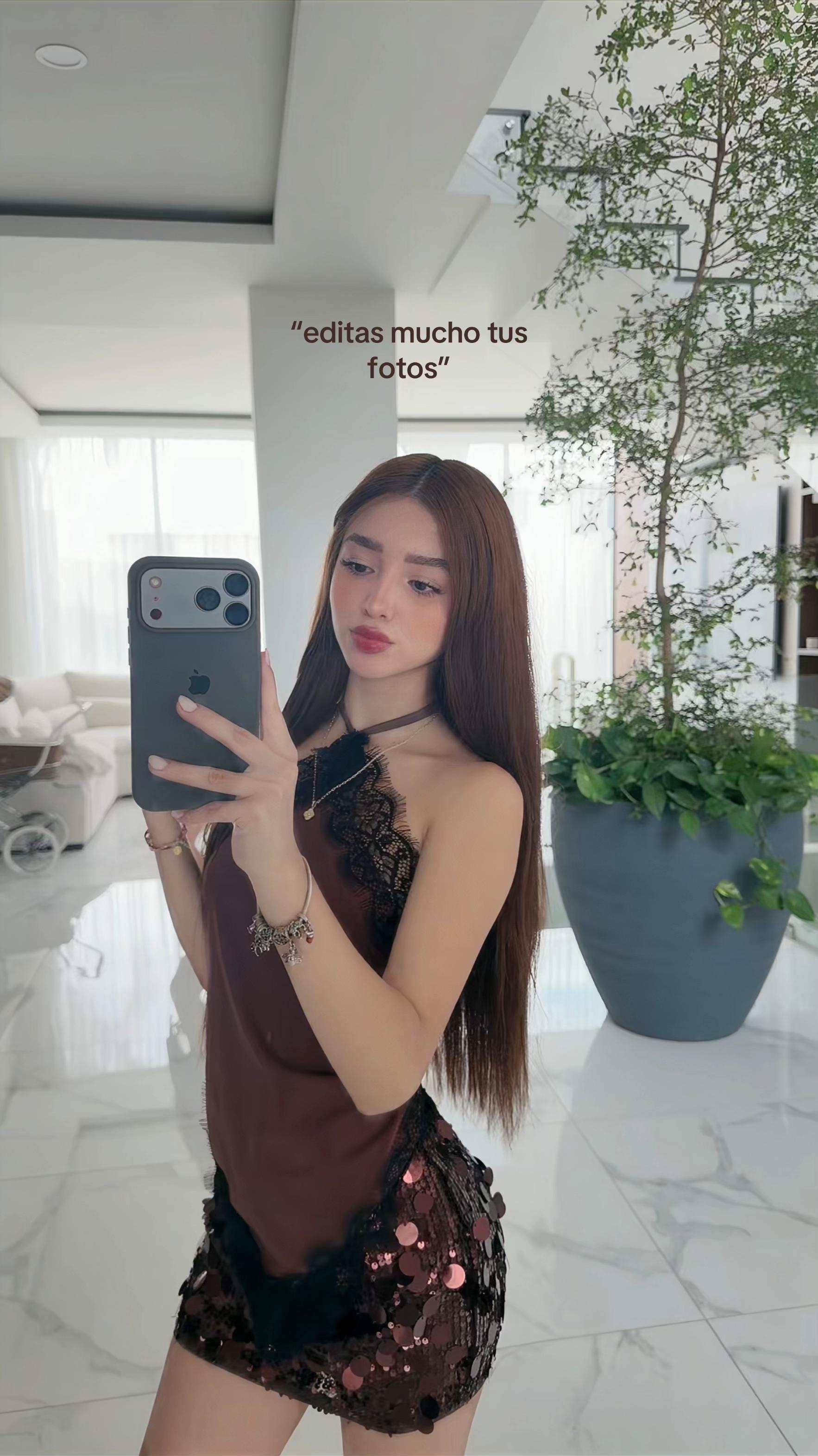 @avril l&oacute;pez