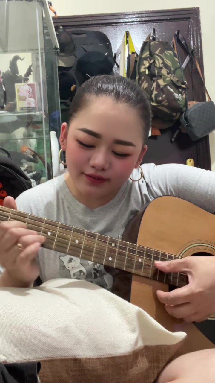 @Mae.lucinio🇵🇭🇶🇦