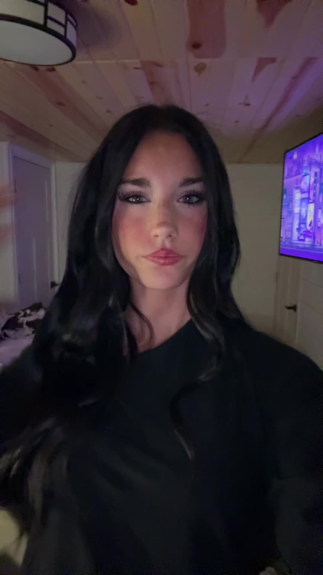 @𝒯𝒶𝓎𝓁𝑜𝓇