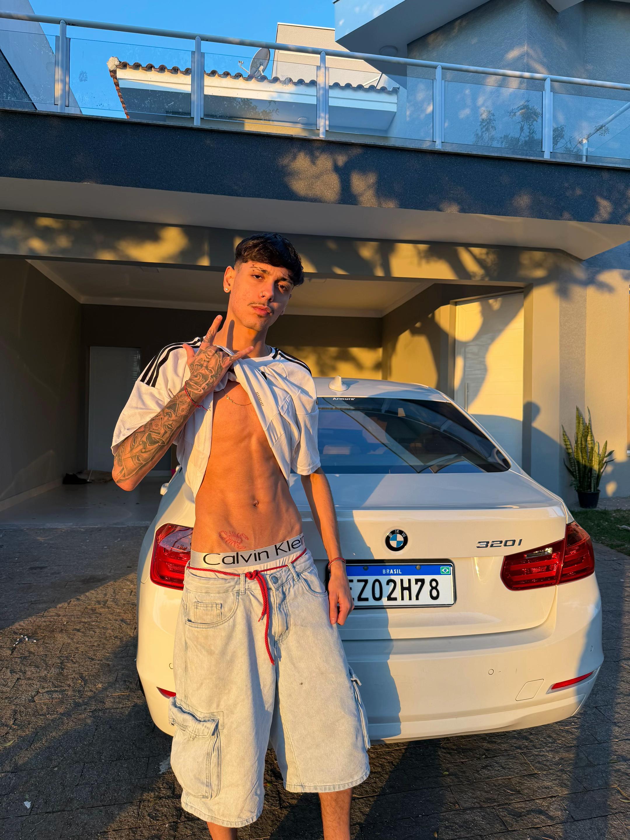 @vinicamposz