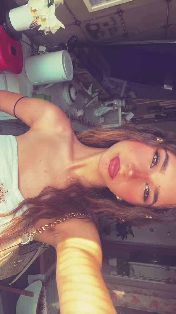 @rebi💋🧸