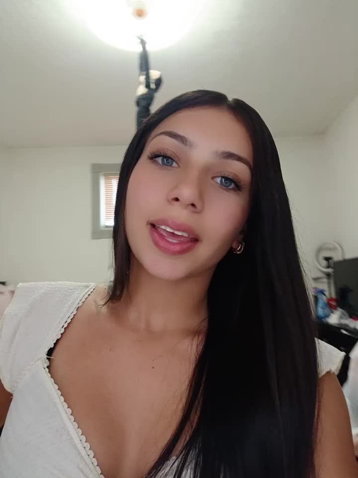 @youluv_Layla
