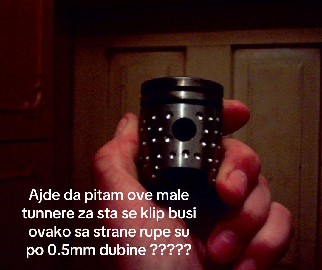 @vujkovv_08
