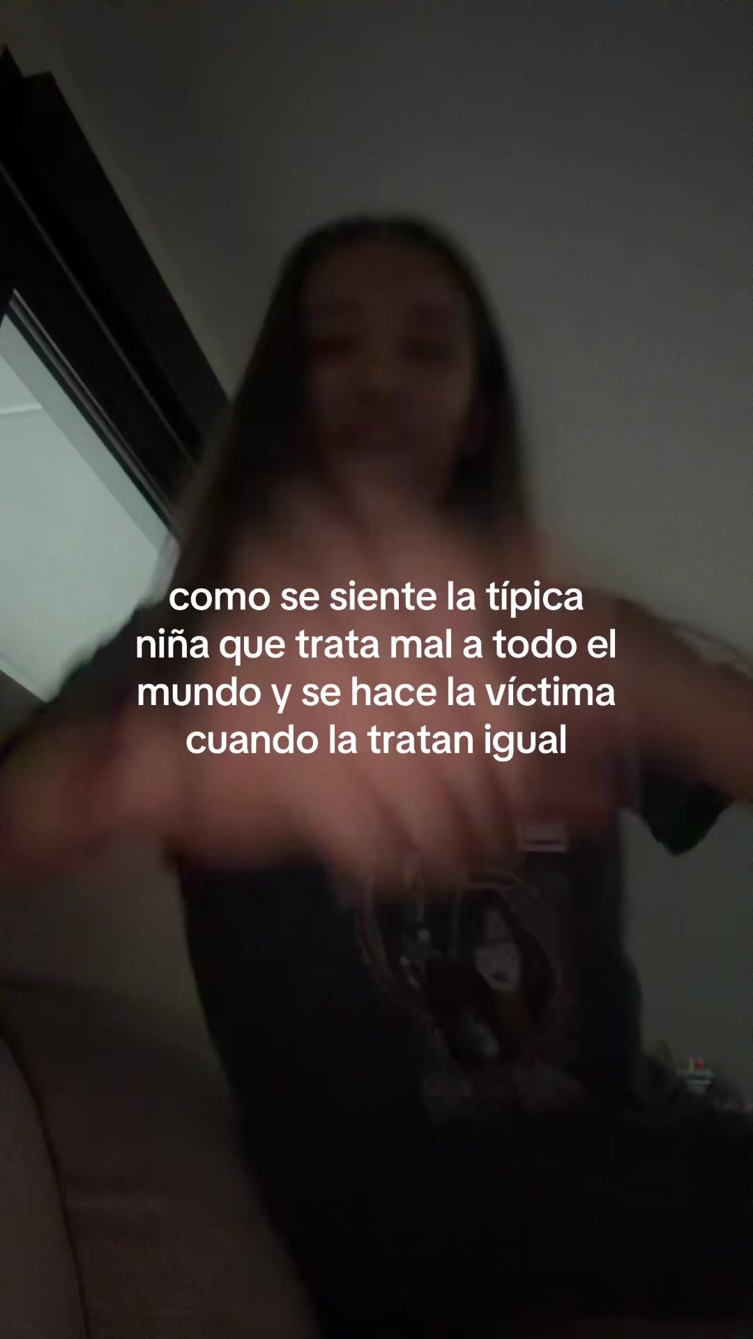@𝒢