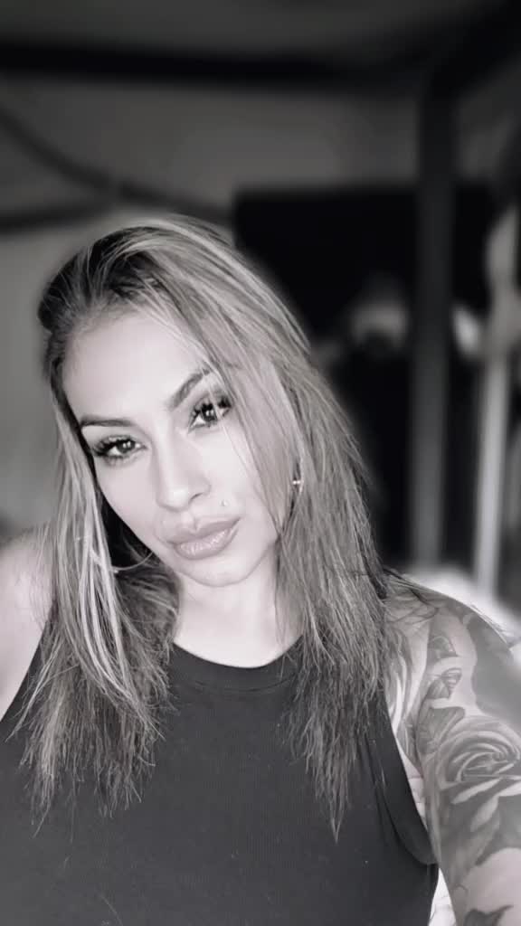 @Anjelina