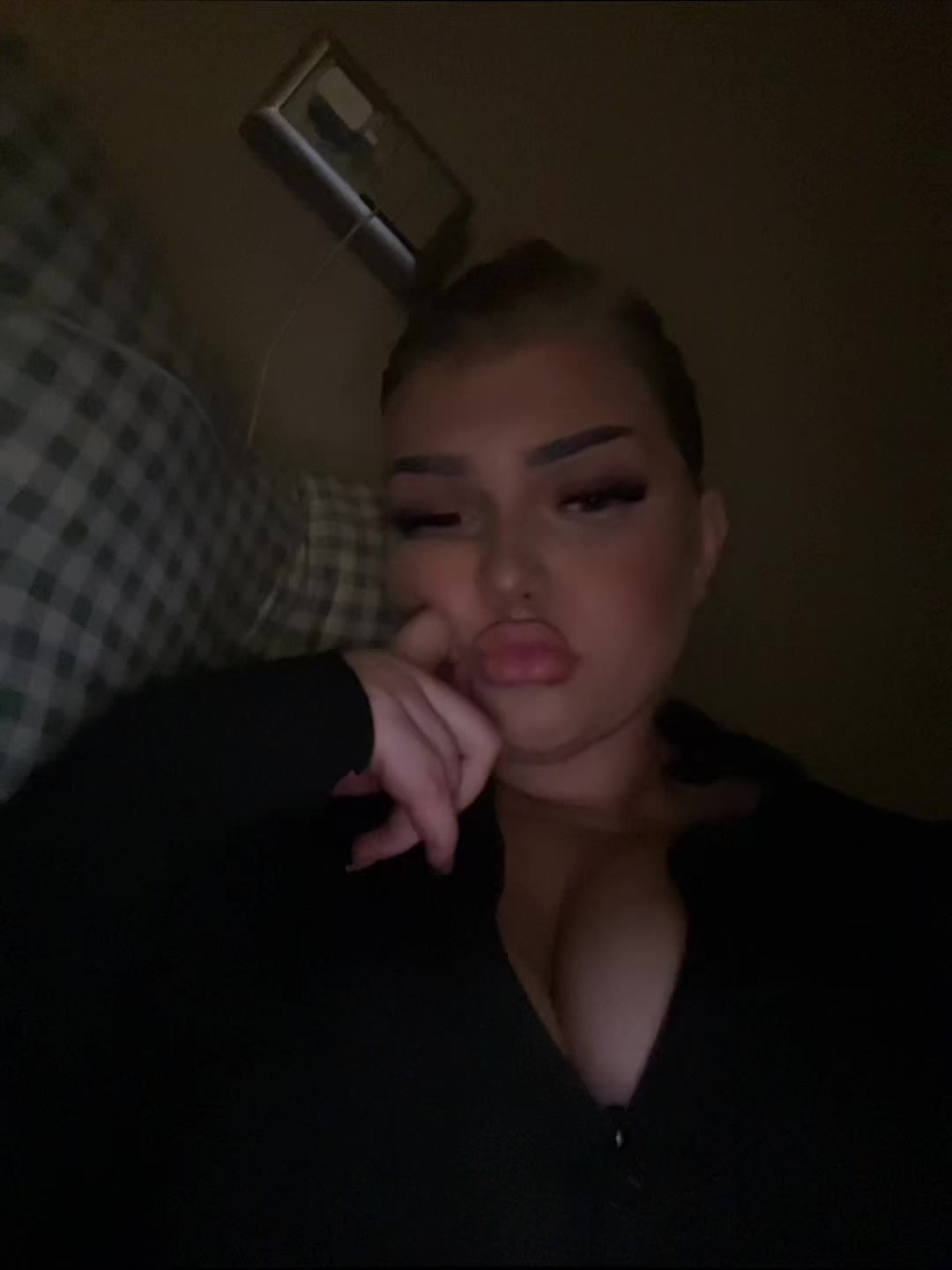 @𝙻𝚊𝚛𝚒𝚜𝚜𝚊🥥🇦🇱