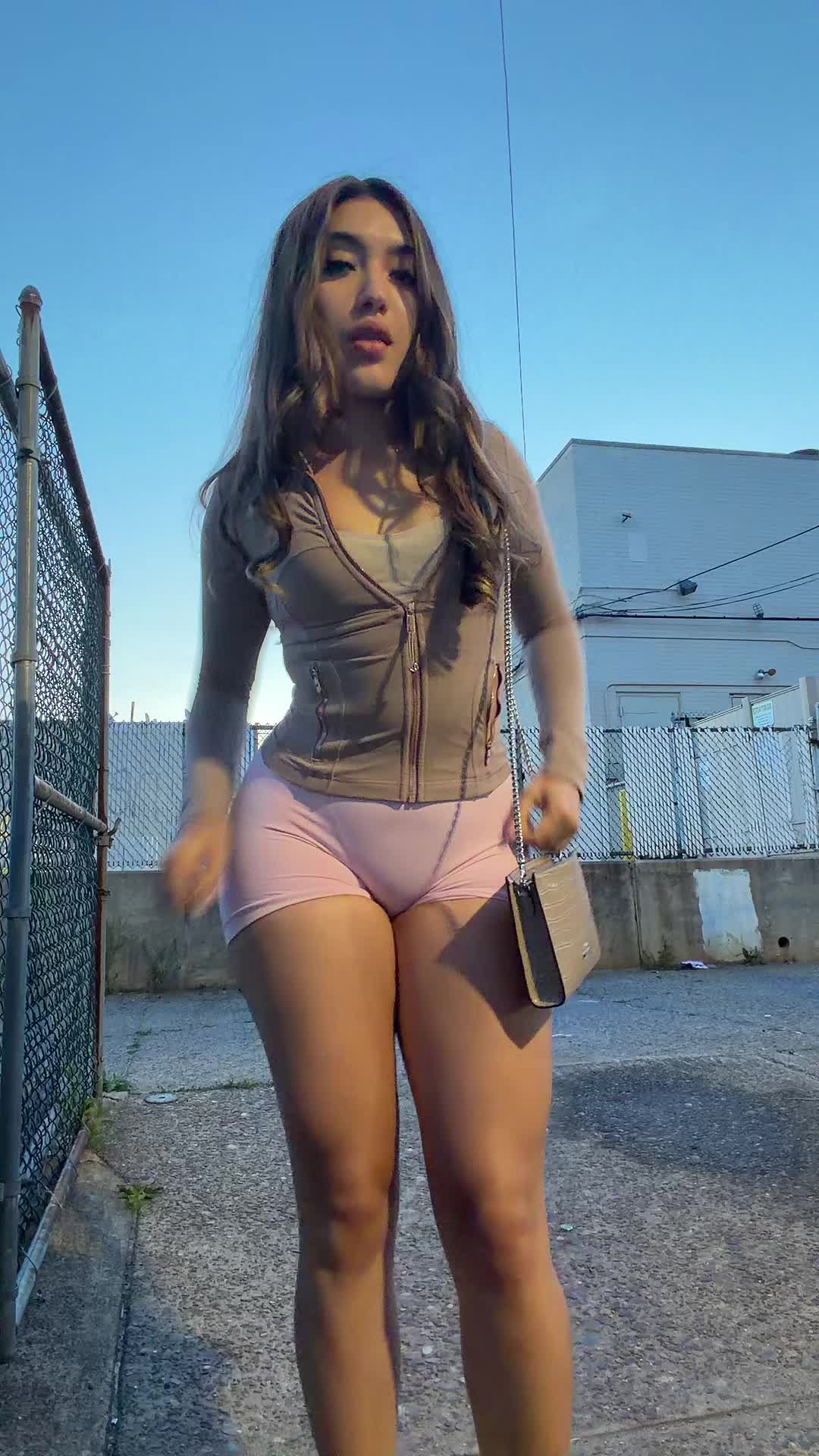 @Lalidollx