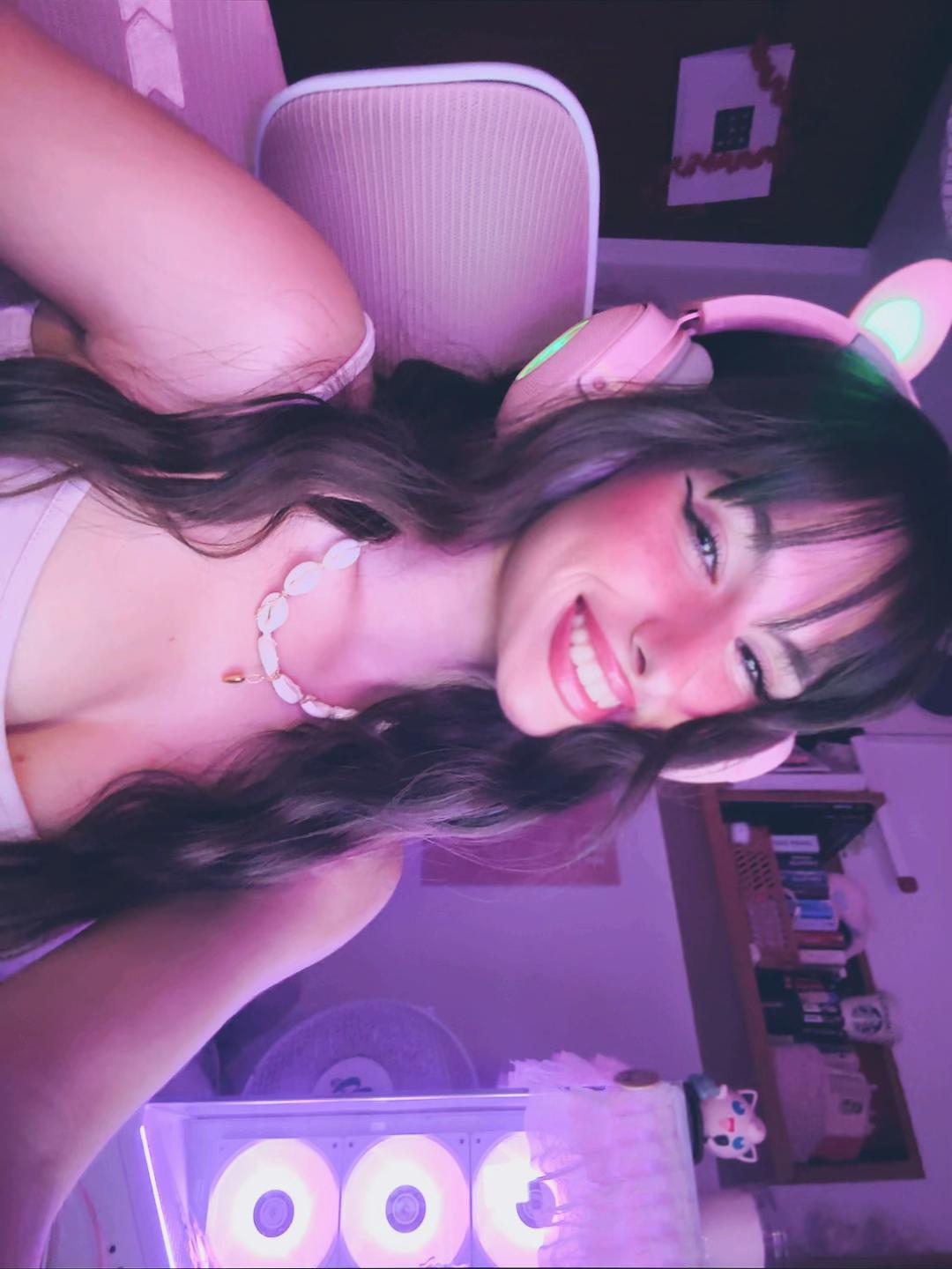 @⋆˚࿔ 𝐀𝐥𝐞𝐣𝐚𝐧𝐝𝐫𝐚 𝜗𝜚˚⋆